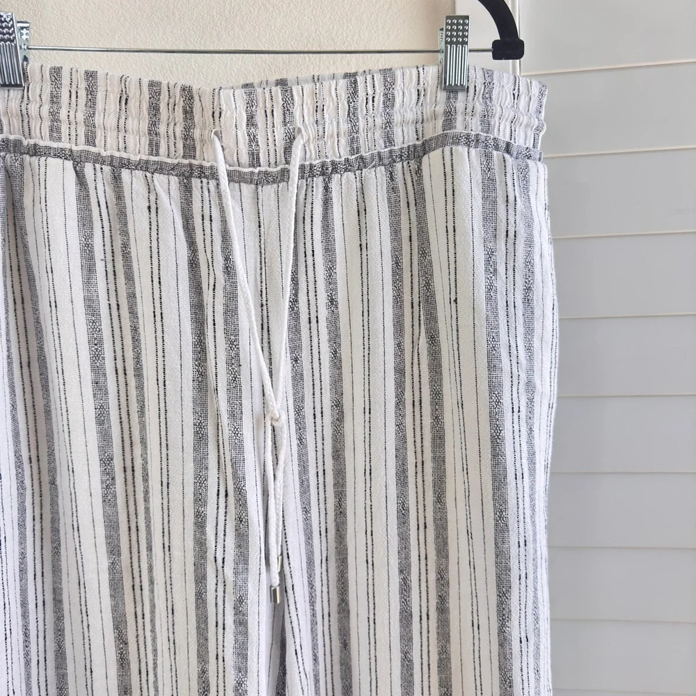 Time & True. Size XL, Striped Wide Leg Pants - Picture 3 of 8